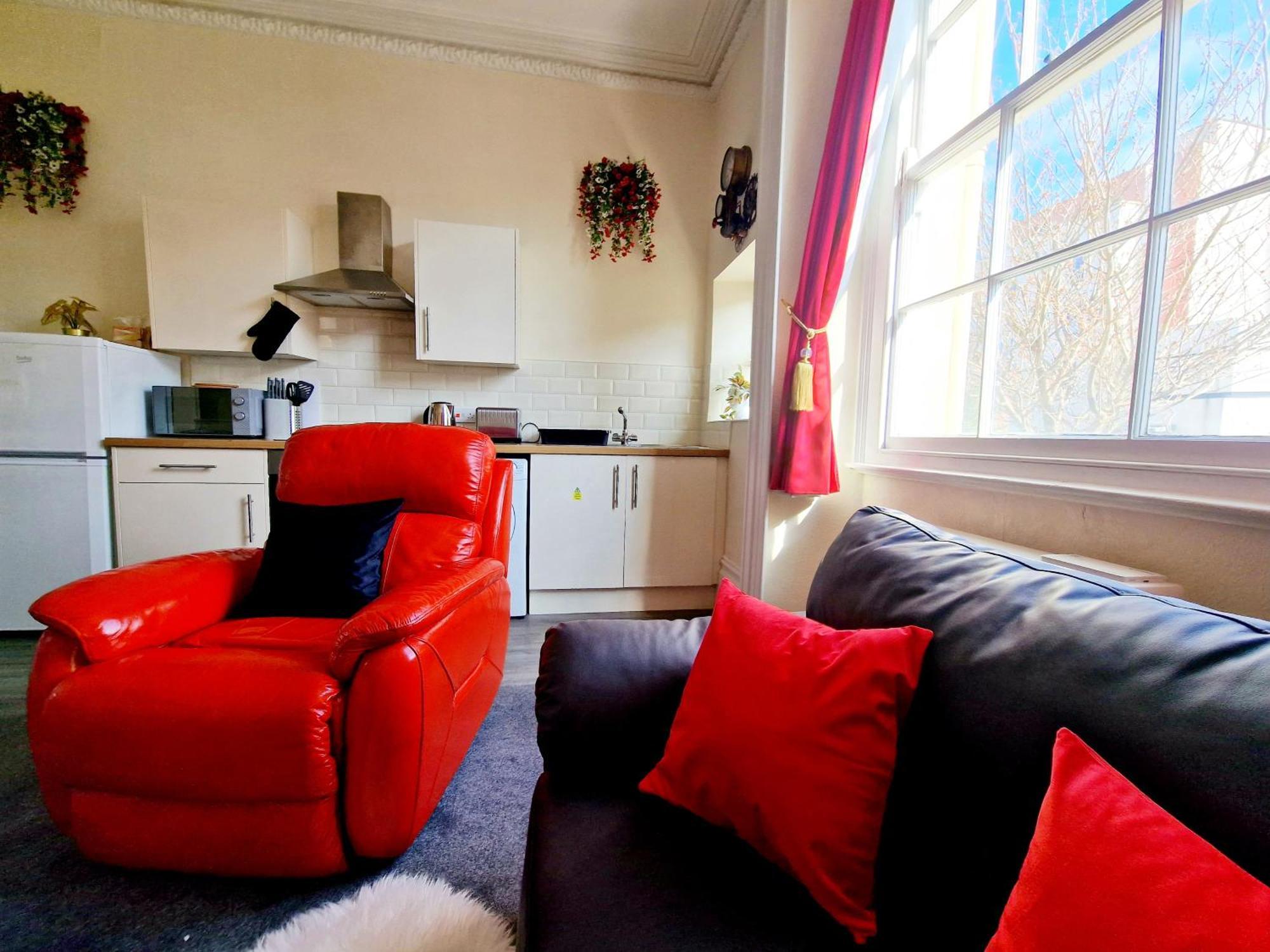 Stylish Clifton Flat, Permit Parking X1, Garden & Picnic Area Apartamento